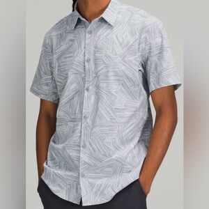 Lululemon Airing Easy Short Sleeve Shirt*Ventlight Mesh Flat Cut Ocean Air Multi